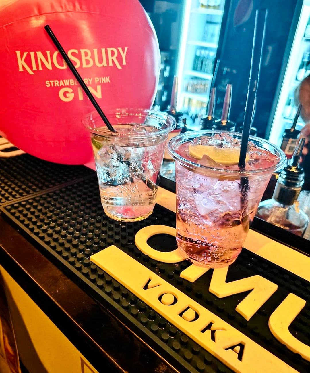 PINK LONDON GIN TONIC